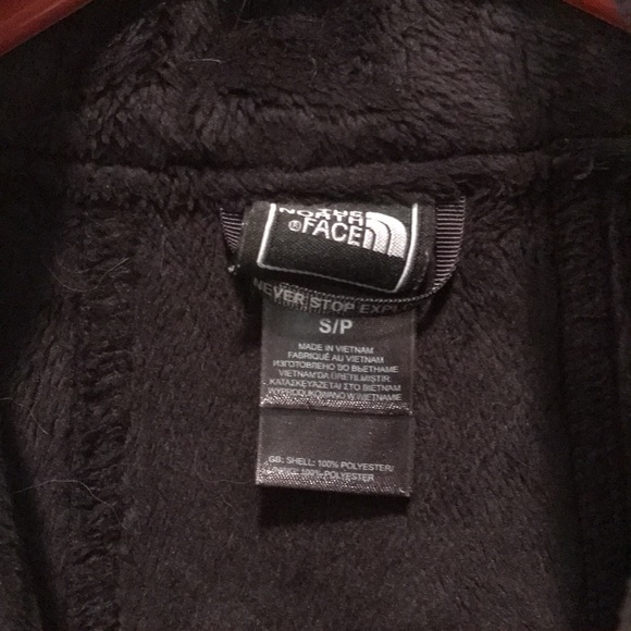 Women’s Black North Face Jacket - Picture 2 of 5
